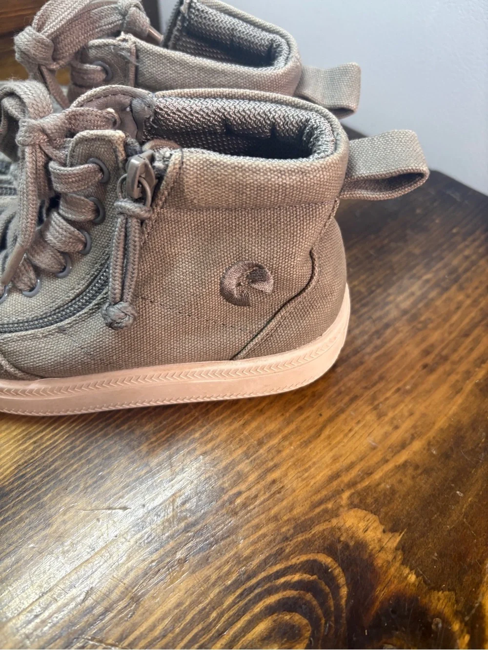 Billy Gray Zip Around Sneakers Kids Size 11 Extra Wide